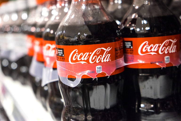 Comment la recette de la Pâque de Coke a déclenché une théorie du complot antisémite, l'attaquant est libre de lire, mais il n'est pas libre de produire
