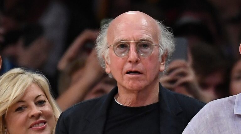 L'essai `` My Dinner with Adolf '' de Larry David, a la rencontre de Bill Maher avec Trump l'attaquant est libre de lire, mais ce n'est pas gratuit