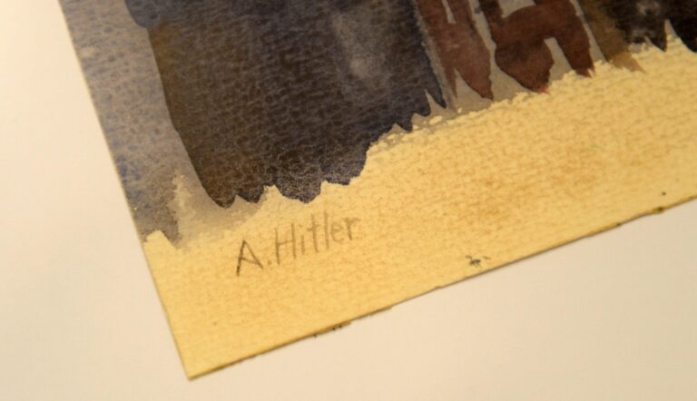 Les nazis louent les prouesses d'art d'Hitler. Mais était-il vraiment bon? L'attaquant est libre de lire, mais il n'est pas libre de produire