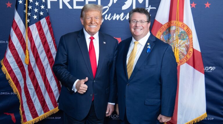 `` Un autre guerrier juif '': Fine gagne des élections spéciales pour US House Seat The Forward est libre de lire, mais il n'est pas gratuit de produire