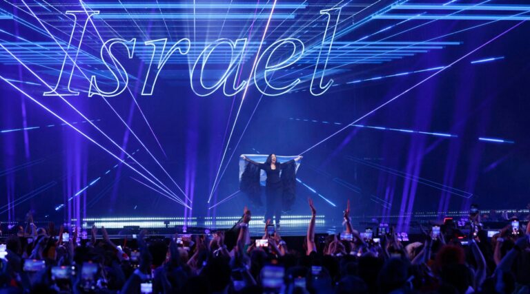 Le Yuval Raphael d'Israël arrive 2e à l'Eurovision, propulsé en grande partie par vote populaire