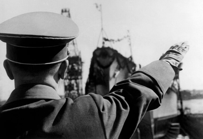 Comment Hitler et Ye ont envoyé un souhait de fortune et de bonne santé directement à `` Heil ''