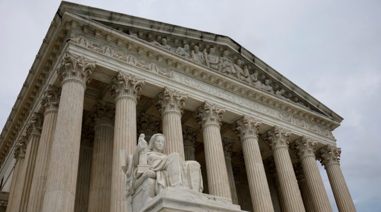 L'impasse de la Cour suprême bloque le plan d'Oklahoma pour l'école à charte religieuse, dans l'affaire pivot