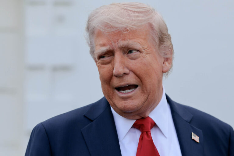 La moitié des électeurs juifs américains croient que Trump est antisémite, le sondage trouve