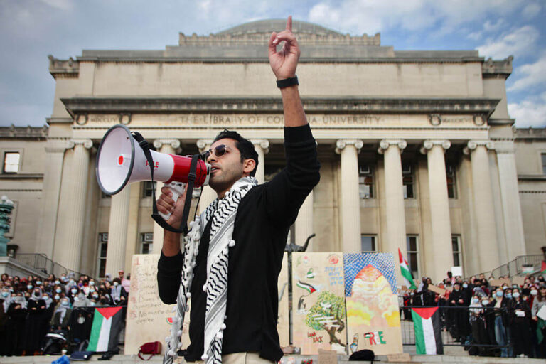 La répression de l'activisme pro-palestinien est-elle la nouvelle peur rouge? L'attaquant est libre de lire, mais il n'est pas libre de produire