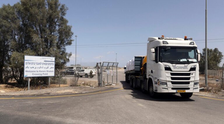 Gaza Aid Distribution Effort remanié au milieu du chaos, des meurtres et de la confusion