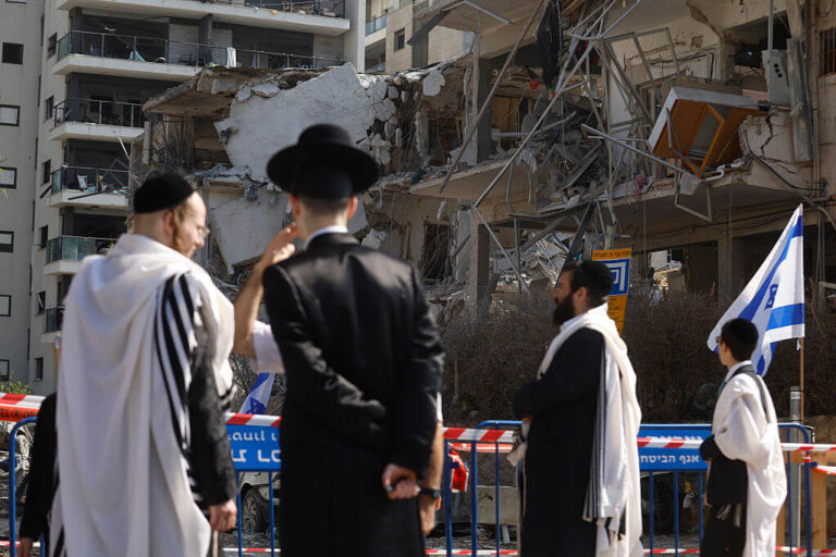 Les 3 façons dont les Juifs américains répondent aux attaques d'Israël contre l'Iran