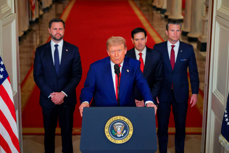 Les États-Unis et Israël pourraient renverser le régime iranien. Ils devraient choisir la négociation à la place
