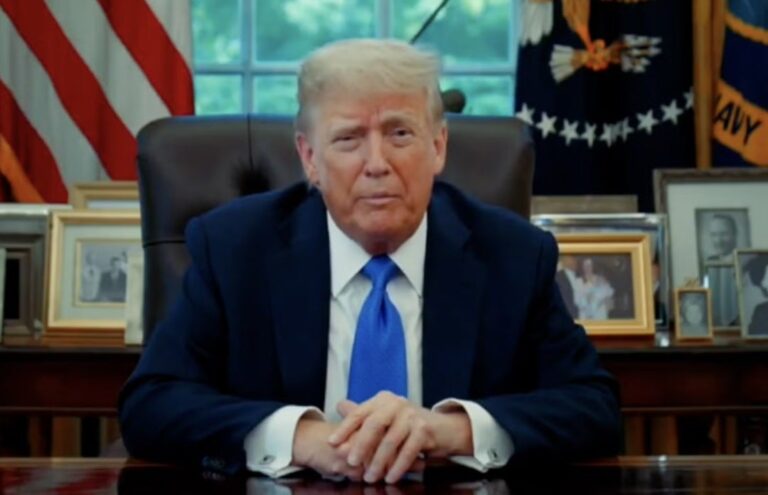 Trump annonce le «cessez-le-feu complet et total» entre Israël et l'Iran