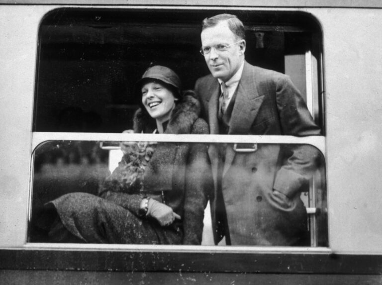 Cette boîte de nuit de l'âge du jazz a lancé Rudy Vallée, réduit au silence un ténor juif - et a organisé des boissons prohibition arrosées avec Amelia Earhart