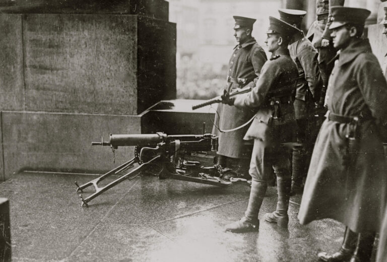 Les insurrectionnistes de droite ont tenté de renverser le gouvernement allemand en 1920 - cela se reproduit dans l'Amérique de Trump
