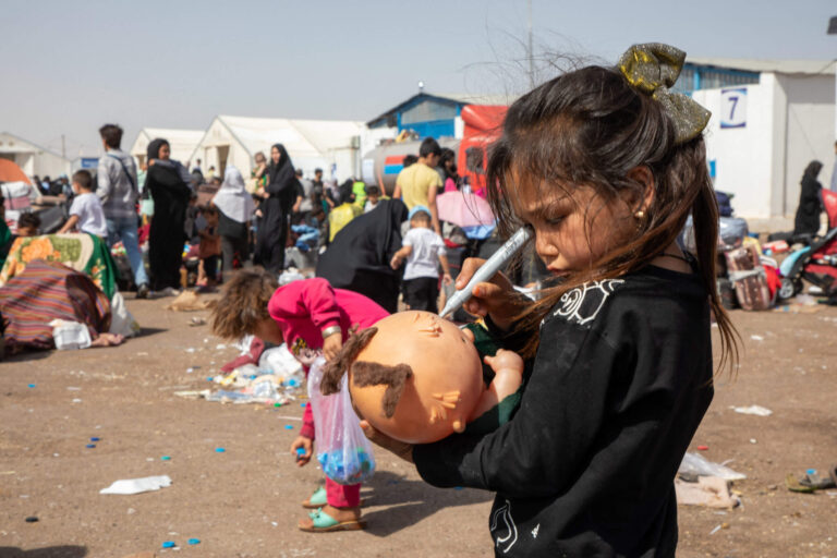 Un indignation humanitaire se déroule au Moyen-Orient. Ce n'est pas à Gaza