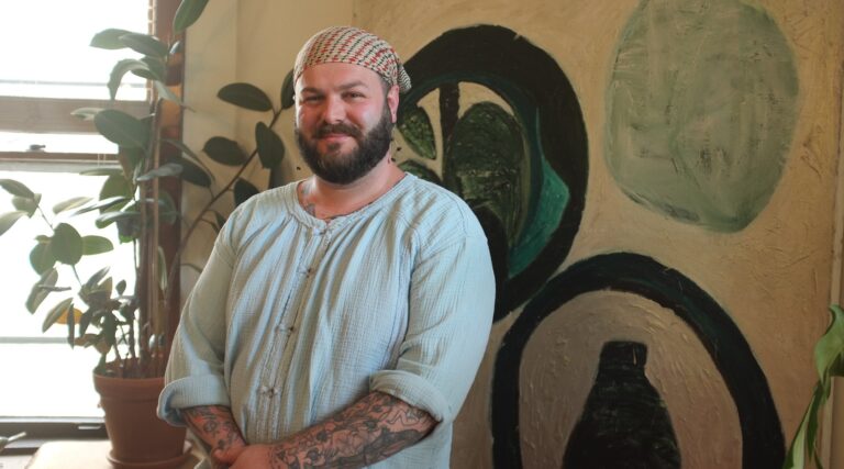 Au musée juif de Chicago, les artistes juifs anti zionistes explorent l'identité et la dissidence