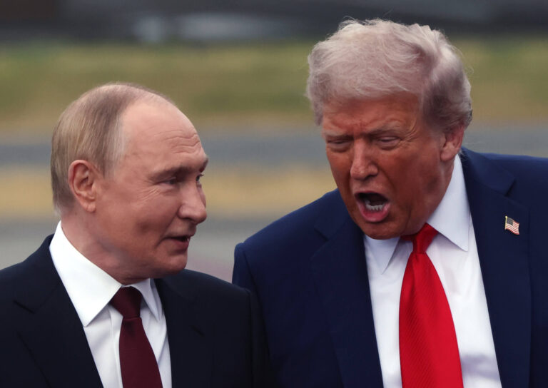 Devrions-nous craindre que Trump soit Neville Chamberlain de cette génération? En un mot, oui.