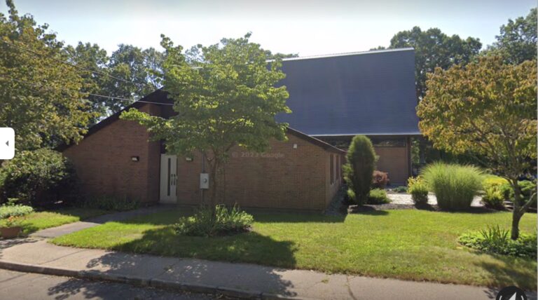 Mass. Homme condamné à 26 mois de prison pour avoir menacé les synagogues locales, consulat israélien