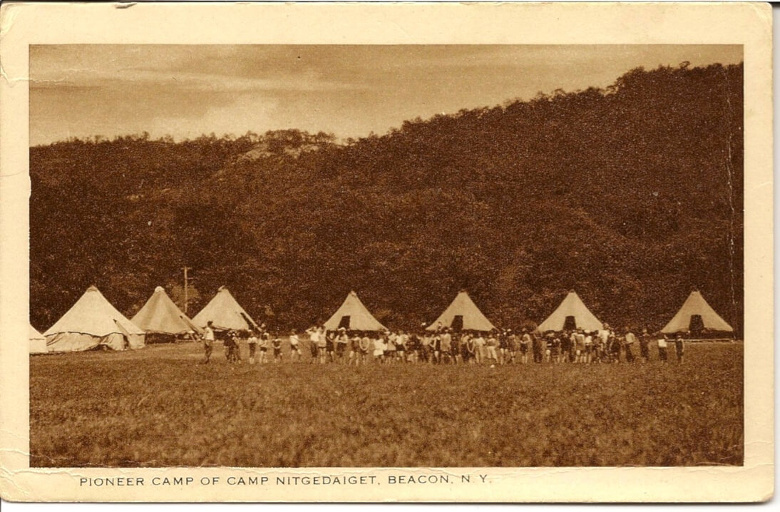 Salutations camarade et bienvenue au camp communiste pour les juifs de la classe ouvrière