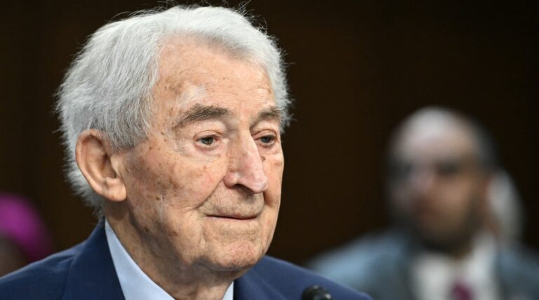David Schaecter, survivant de l'Holocauste qui a fondé Miami Beach Memorial et a dirigé le groupe de défense des survivants, décède à 96