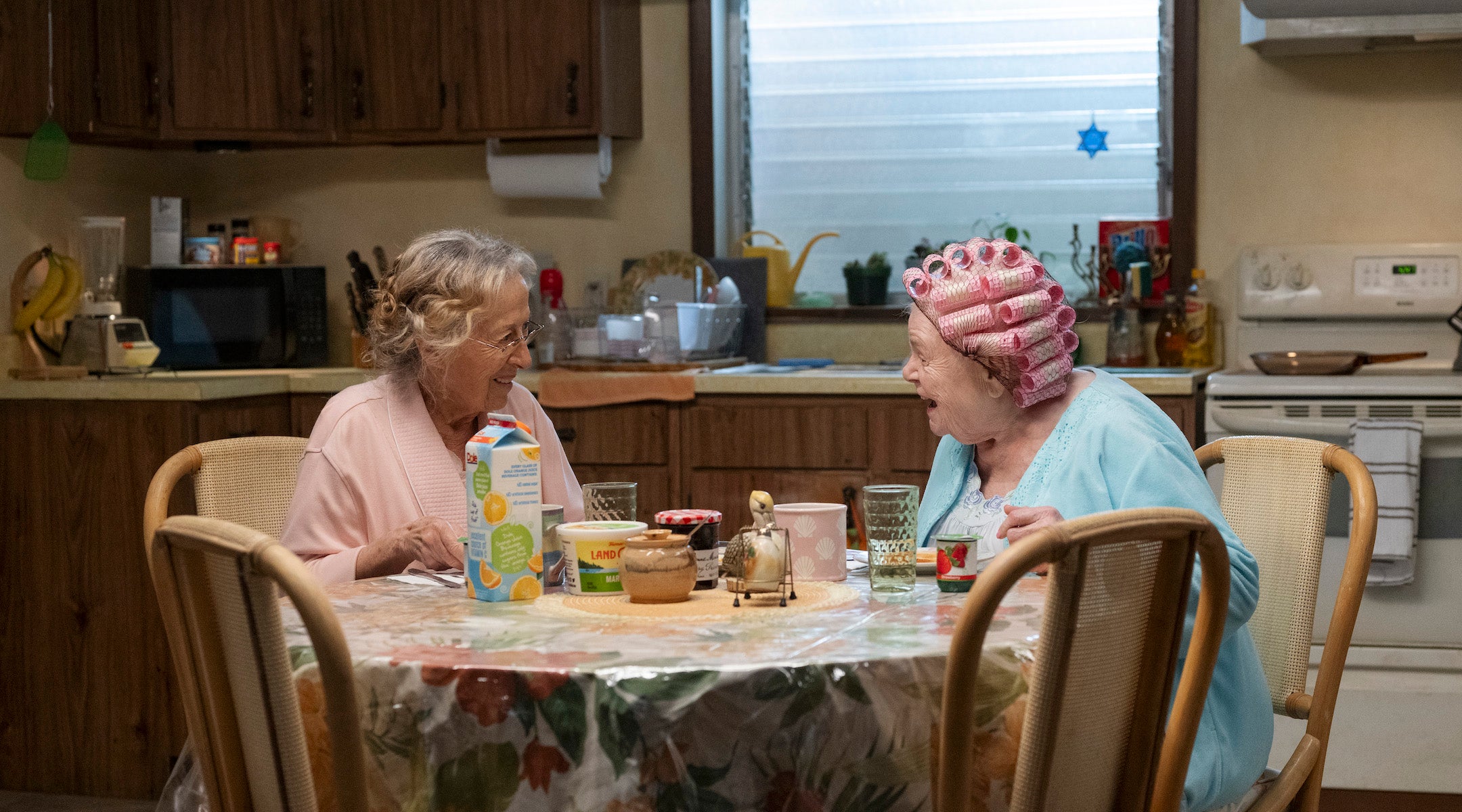 La survivante de l'Holocauste, Rita Zohar, apporte l'histoire vécue au début de la réalisatrice de Scarlett Johansson 'Eleanor the Great'