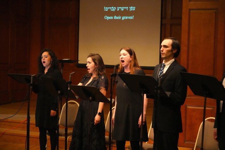 Opéra sur un dictionnaire yiddish unique pour avoir sa première mondiale