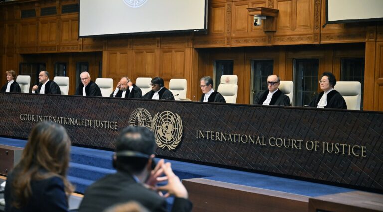 La Cour internationale de Justice déclare qu'Israël doit travailler avec l'ONU pour acheminer l'aide à Gaza