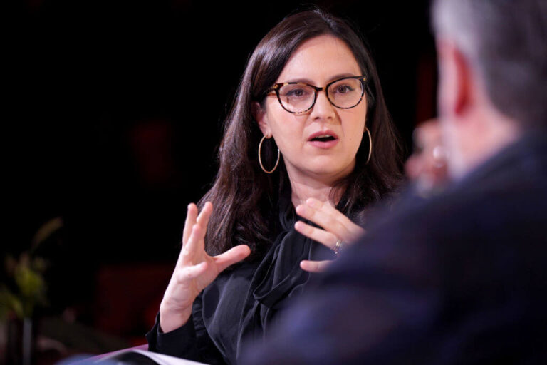 Bari Weiss, fondatrice de Free Press qui a commencé comme Antisémitisme Crusader, nommé rédacteur en chef de CBS