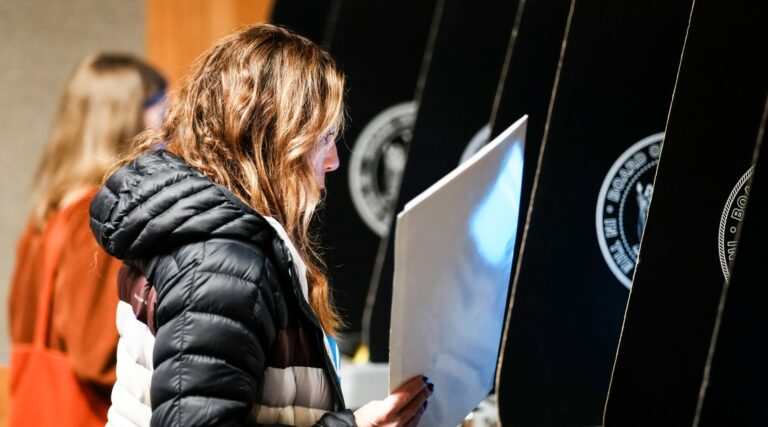 Féministes contre juives : ces femmes disent que l'élection du maire de New York les oblige à faire un choix douloureux