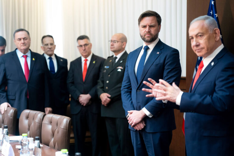 JD Vance vient de commettre une erreur critique en Israël – et le temps presse pour freiner le Hamas