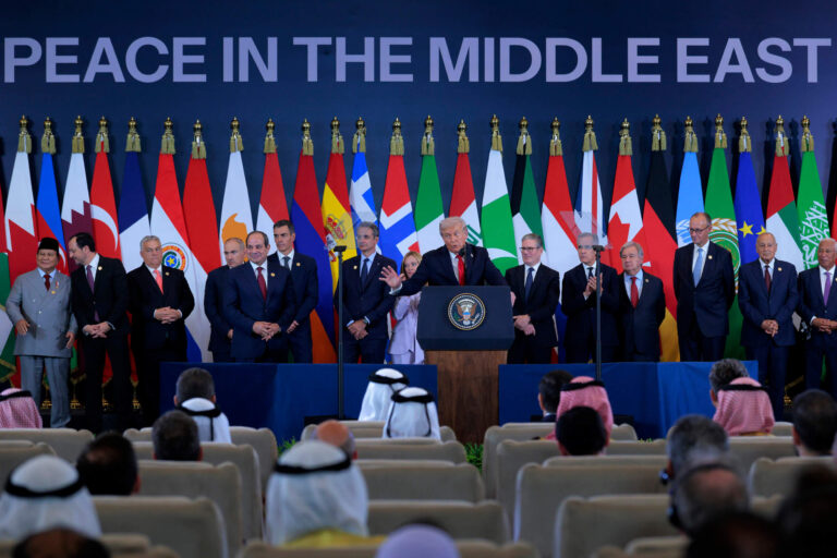 Trump a entraîné les dirigeants arabes dans un accord de paix historique. Dommage pour la seule mise en garde flagrante