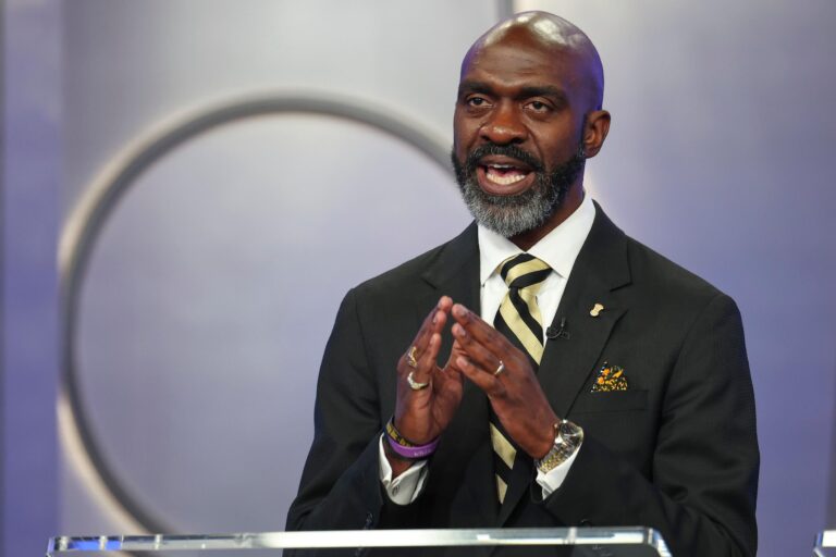 Pourquoi ce candidat au Congrès place les attaques contre l'AIPAC au cœur de sa campagne