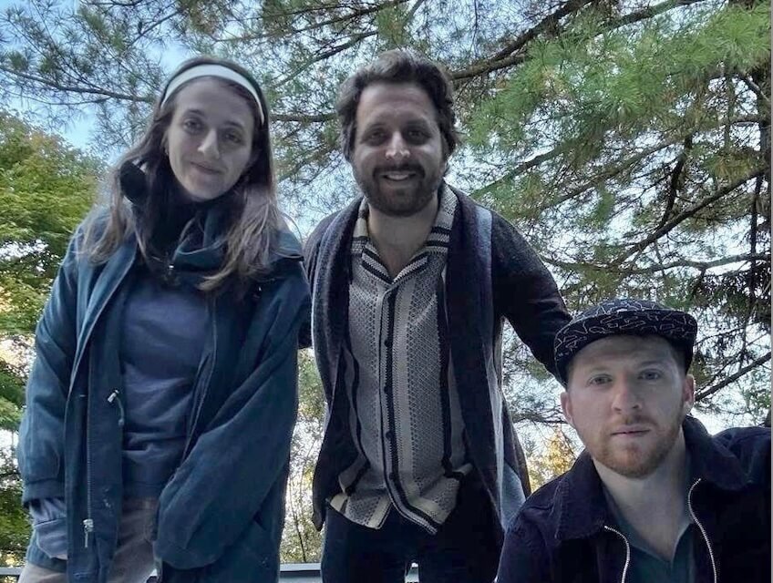 VIDÉO : « Allumez une bougie » de Pierre, Paul et Marie — en yiddish