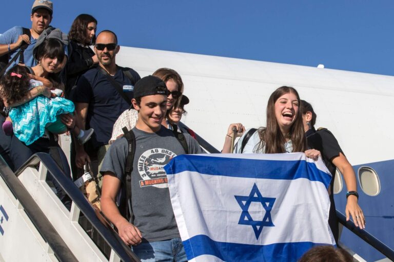 Mamdani trace des limites sur la manière dont les Juifs devraient utiliser les « espaces sacrés »