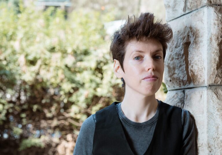 יהודה גור-אריה און שירי שפּירא געווינען רובינליכט־פּריז פֿאַר Yehuda Gur-Arye et Shiri Shapira remportent le prix Rubinlicht de littérature