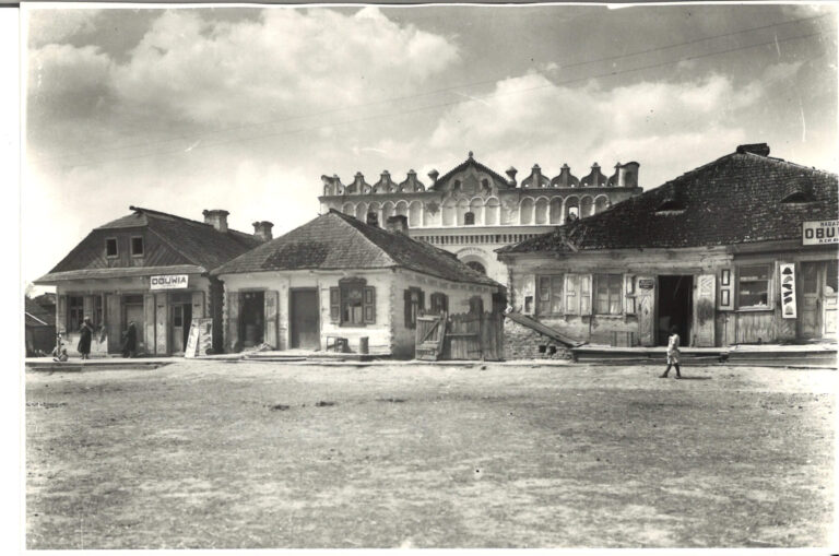 Comment les livres de Yizkor redonnent vie aux images, aux sons, et même aux odeurs et aux goûts des shtetls juifs perdus