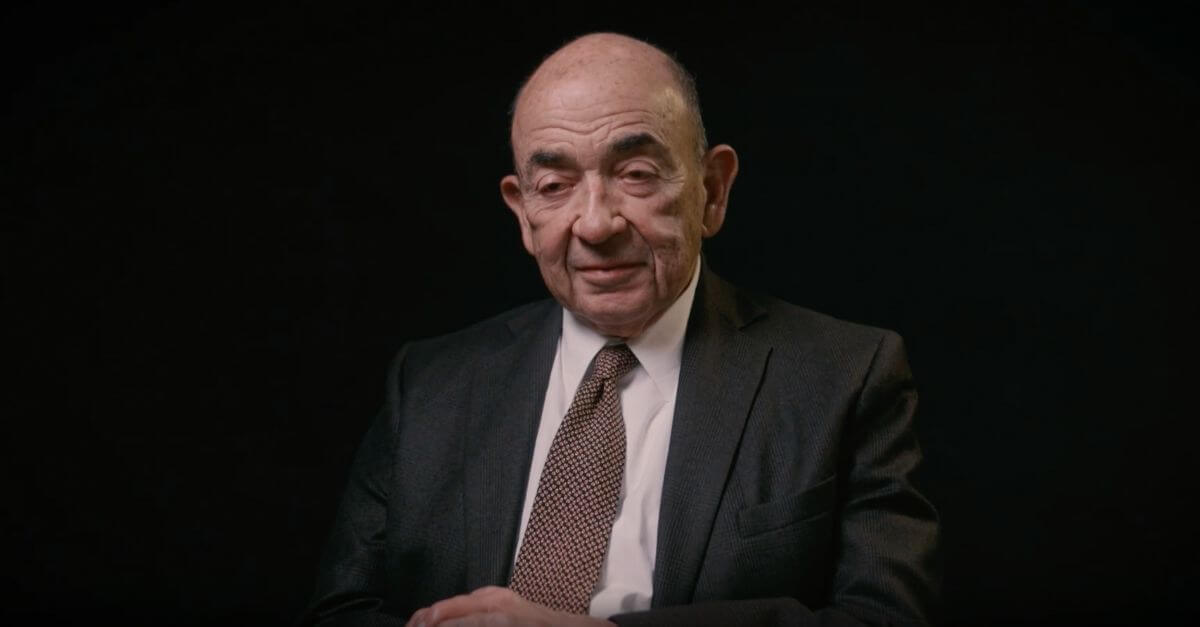 Le juge dans l'affaire Maduro est un juif orthodoxe – et affiche un verset de la Torah dans son cabinet