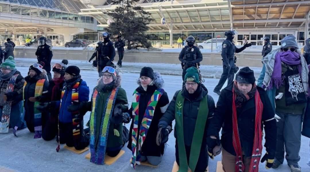 Un rabbin parmi des dizaines arrêtés lors d'une manifestation anti-ICE de chefs religieux au Minnesota