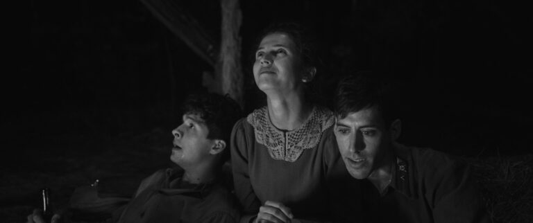 Un village juif idyllique, plein de vie et d’espoir, quelques heures seulement avant son anéantissement total