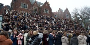 Des coins les plus reculés du monde juif, les femmes du mouvement Habad se rassemblent dans le froid de Brooklyn