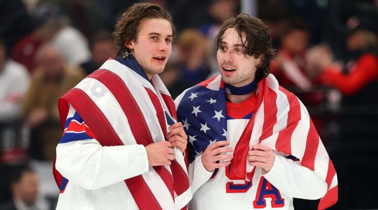 Le but en prolongation de la star juive du hockey Jack Hughes propulse les États-Unis vers une médaille d'or historique au hockey olympique