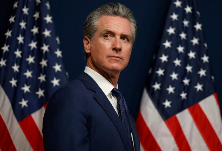 « Ce n'est pas le gouverneur Newsom que nous connaissons » : une semaine après la remarque sur l'apartheid, les appels à reconsidérer restent ignorés