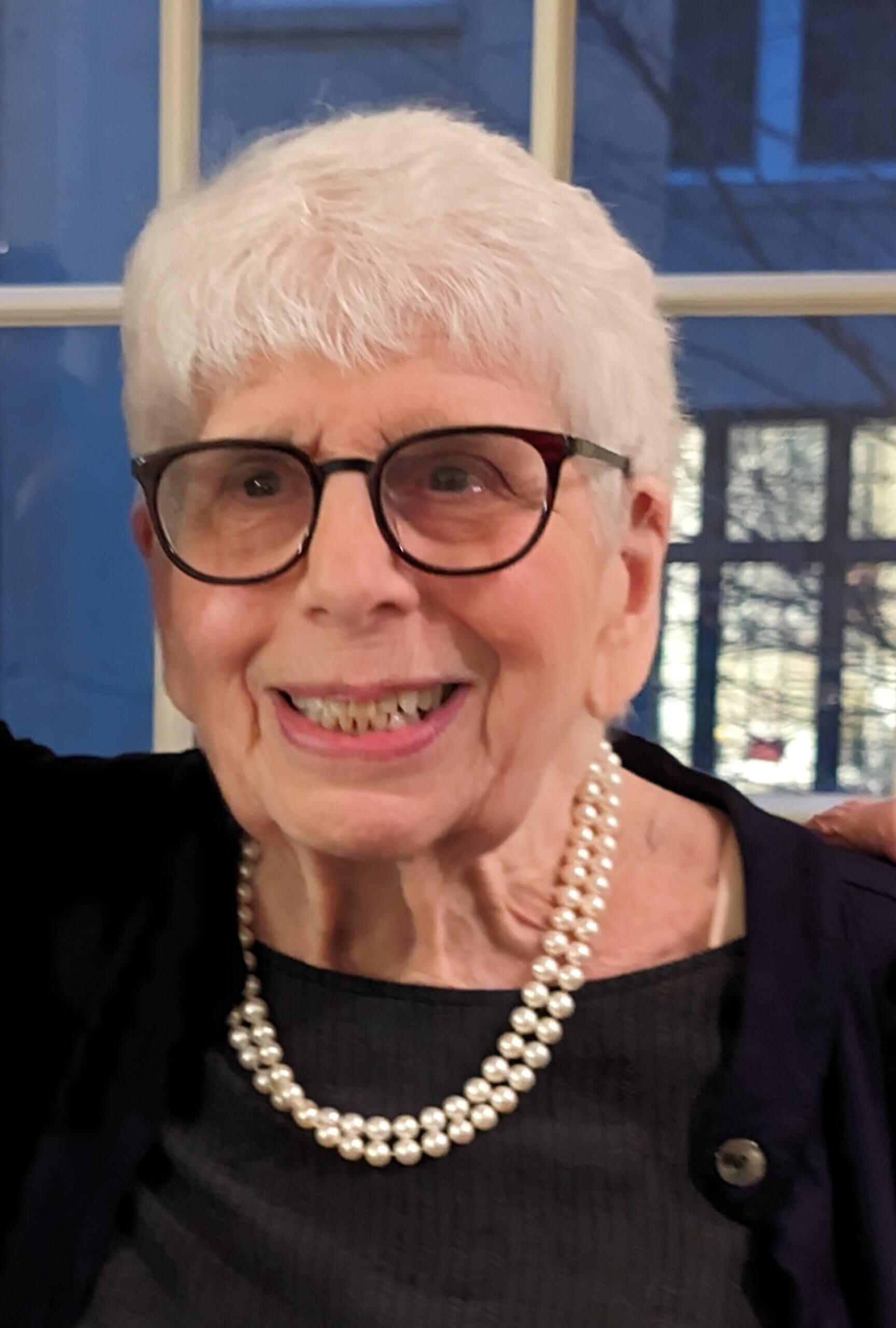 Derrière le visage doux et maternel de Ronnie Eldridge se cache l'un des esprits politiques les plus durs de New York.