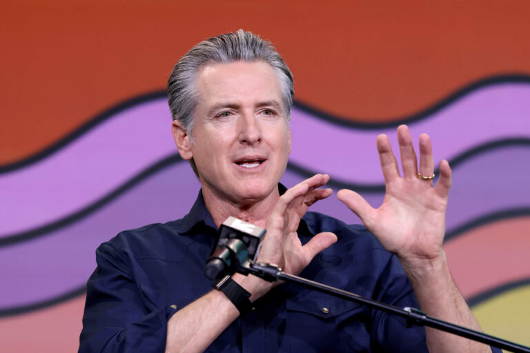 Gavin Newsom ne tergiverse pas sur Israël : il exprime des idées sensées à une époque d'indignation