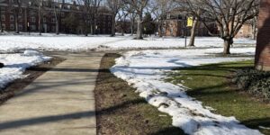 Le rabbin expulsé Oberlin Habad dit avoir « fait une erreur » en discutant explicitement sur les réseaux sociaux