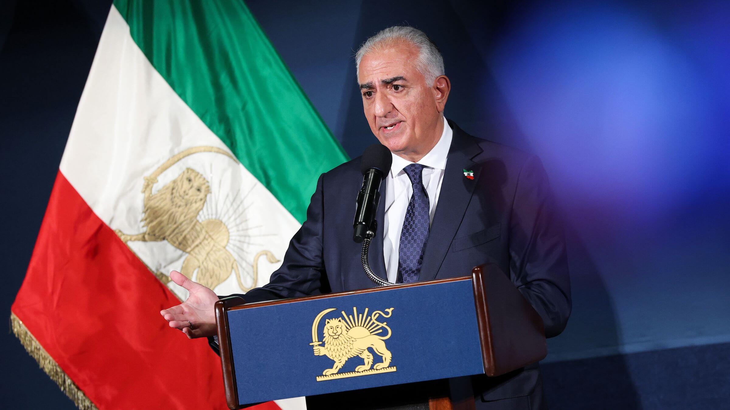 Reza Pahlavi, le prince héritier d'Iran en exil, a un plan pour l'avenir de son peuple – s'il l'accepte