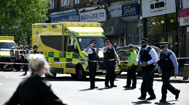 Deux hommes juifs poignardés à Londres, lors d'une attaque que le Premier ministre britannique Keir Starmer a qualifiée de "absolument épouvantable"