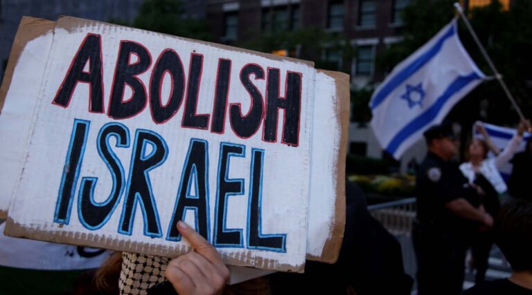 Israël vient de quadrupler son budget de relations publiques, à 730 millions de dollars. Les experts disent que cela ne fonctionnera pas.