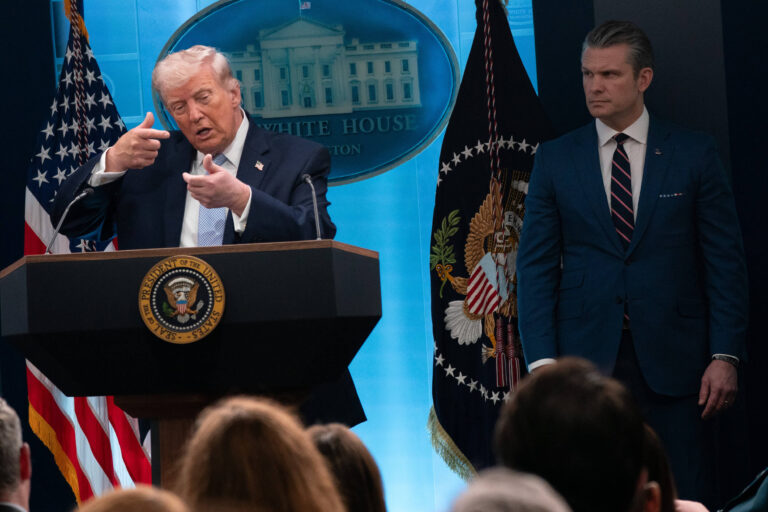 Trump est coincé sur l’Iran. Préparez-vous à ce qu'il commence à blâmer les Juifs