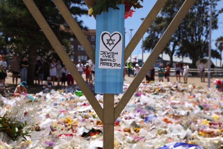 Des Juifs australiens dénoncent des actes de harcèlement et d'intimidation après avoir témoigné devant la commission enquêtant sur l'attaque de Bondi