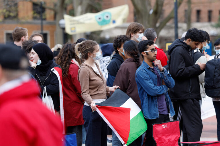 J'ai découvert l'antisionisme à l'Université du Michigan. Je suis content qu'il vive là-bas