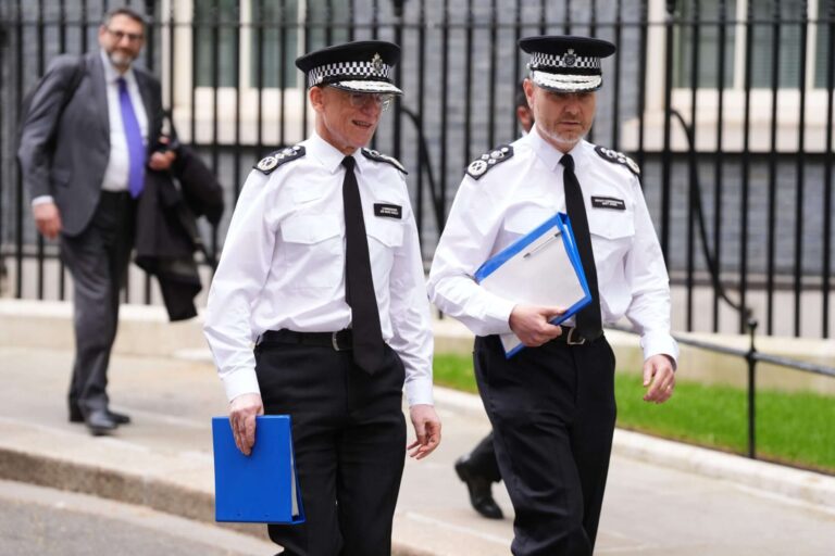 La police métropolitaine de Londres lance une nouvelle unité de 100 agents pour protéger les communautés juives