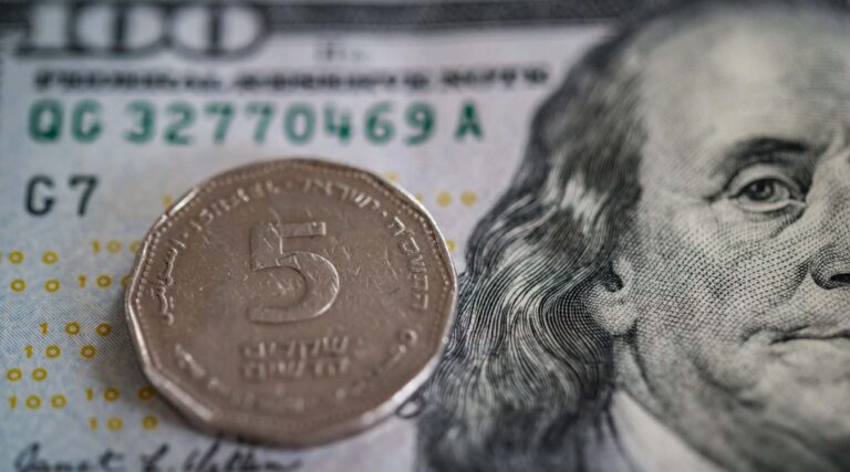 Un shekel plus fort est devenu un problème urgent pour les Américains qui vivent en Israël